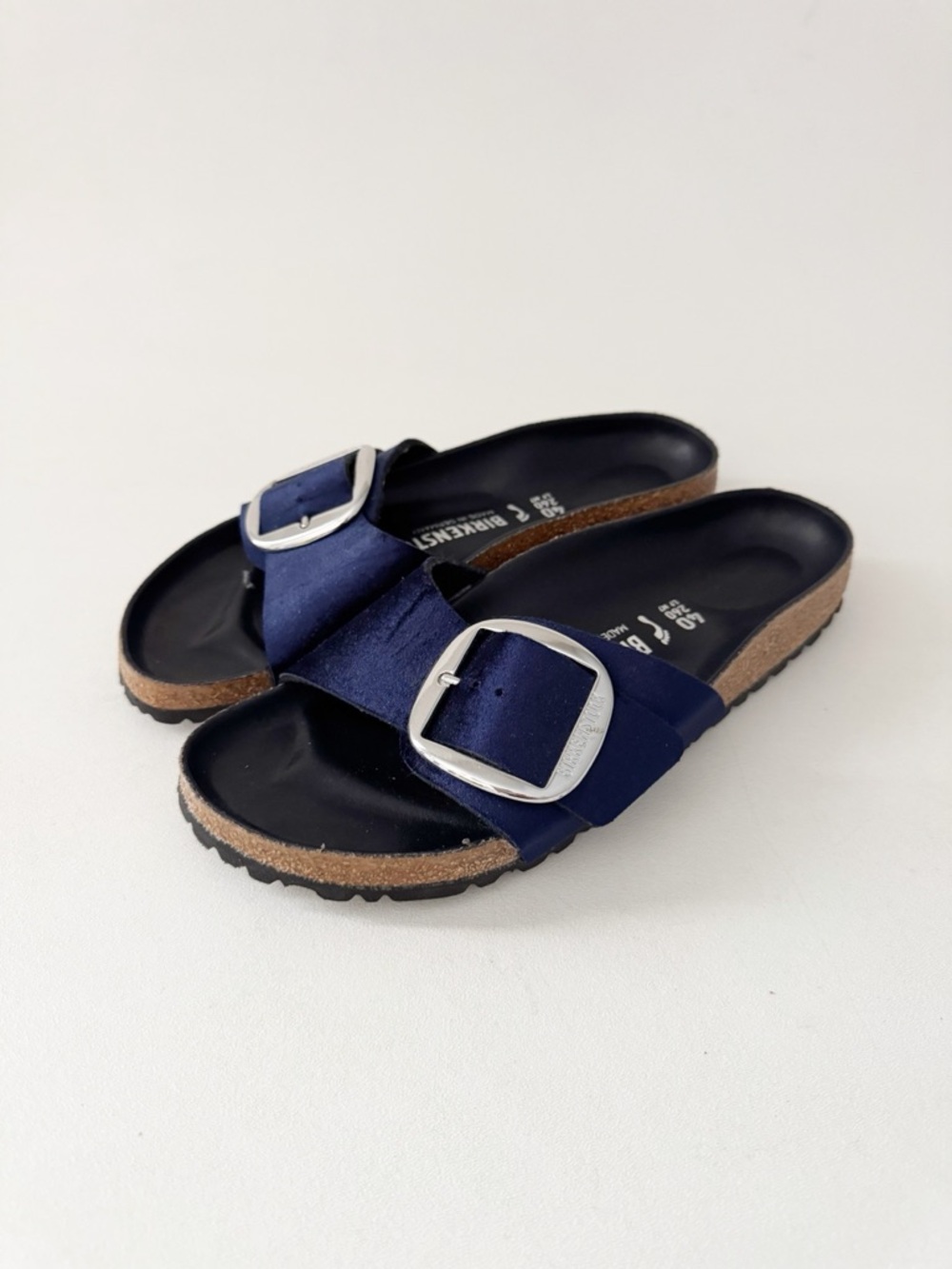 Birkenstock Madrid Big Buckle Velvet Sandal EU 40 US 9 Dark Blue Casual Comfort - Picture 6 of 11